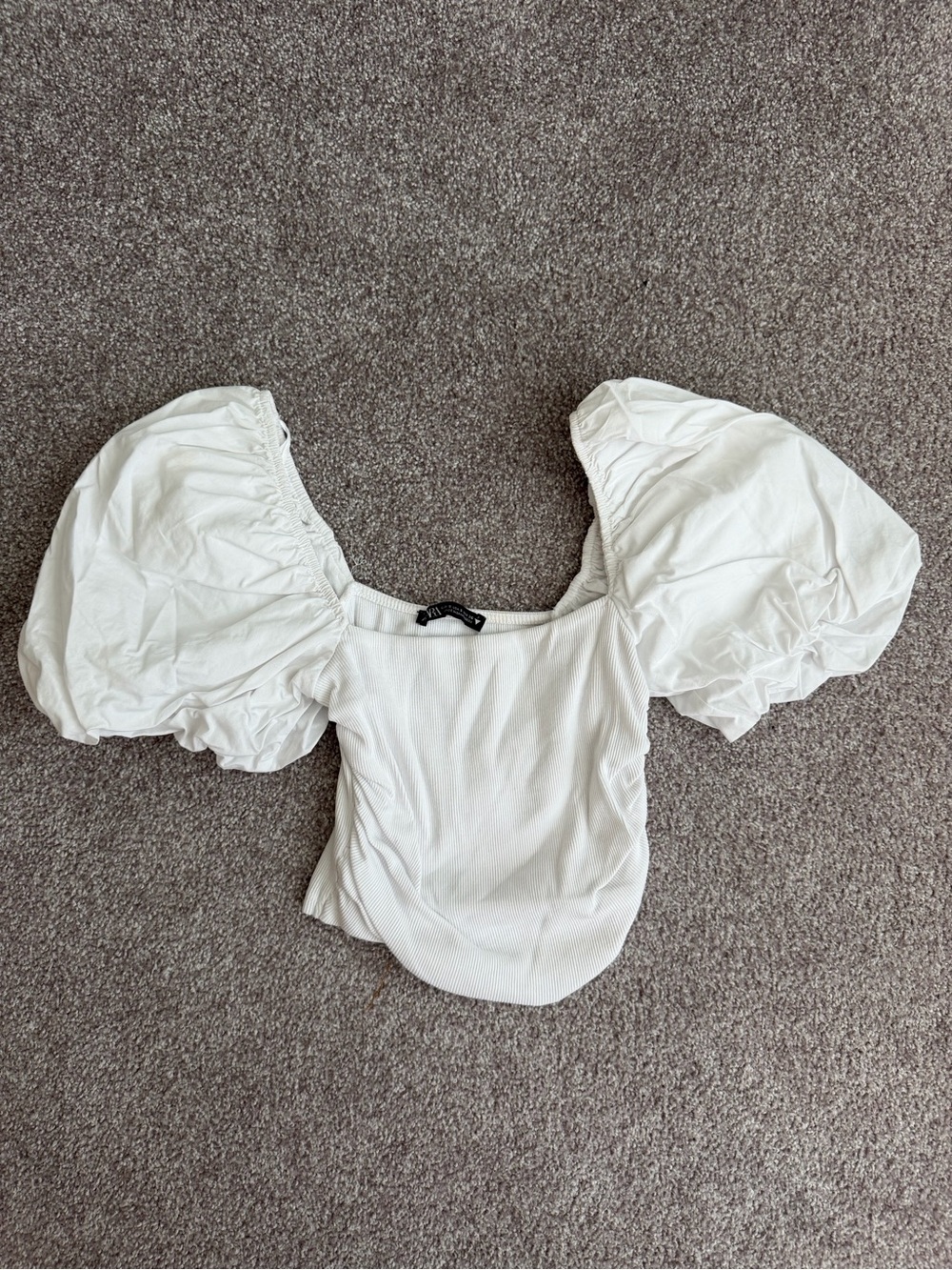 Zara White Puff-Sleeve Crop Top